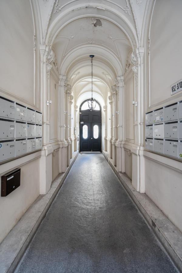 Lonyay Grand Central Budapest Eksteriør billede
