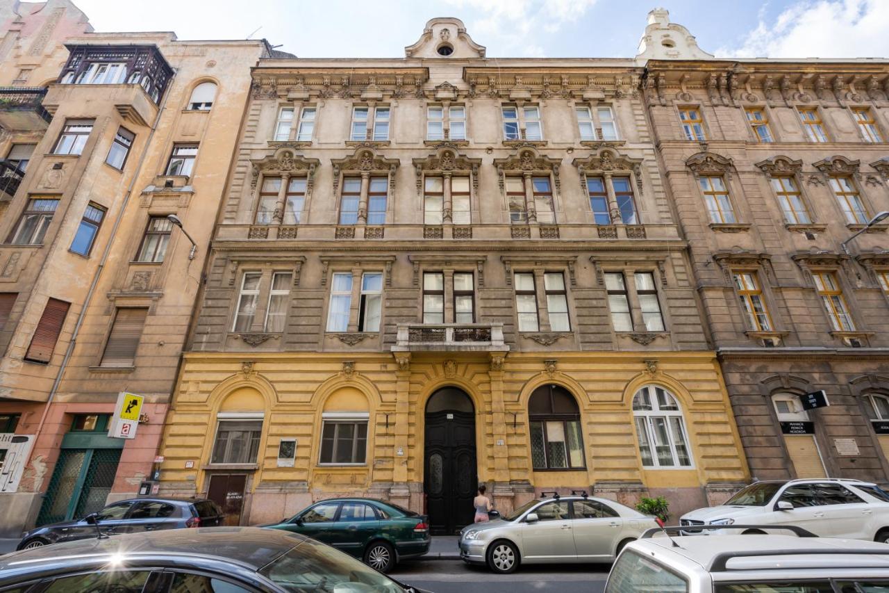 Lonyay Grand Central Budapest Eksteriør billede